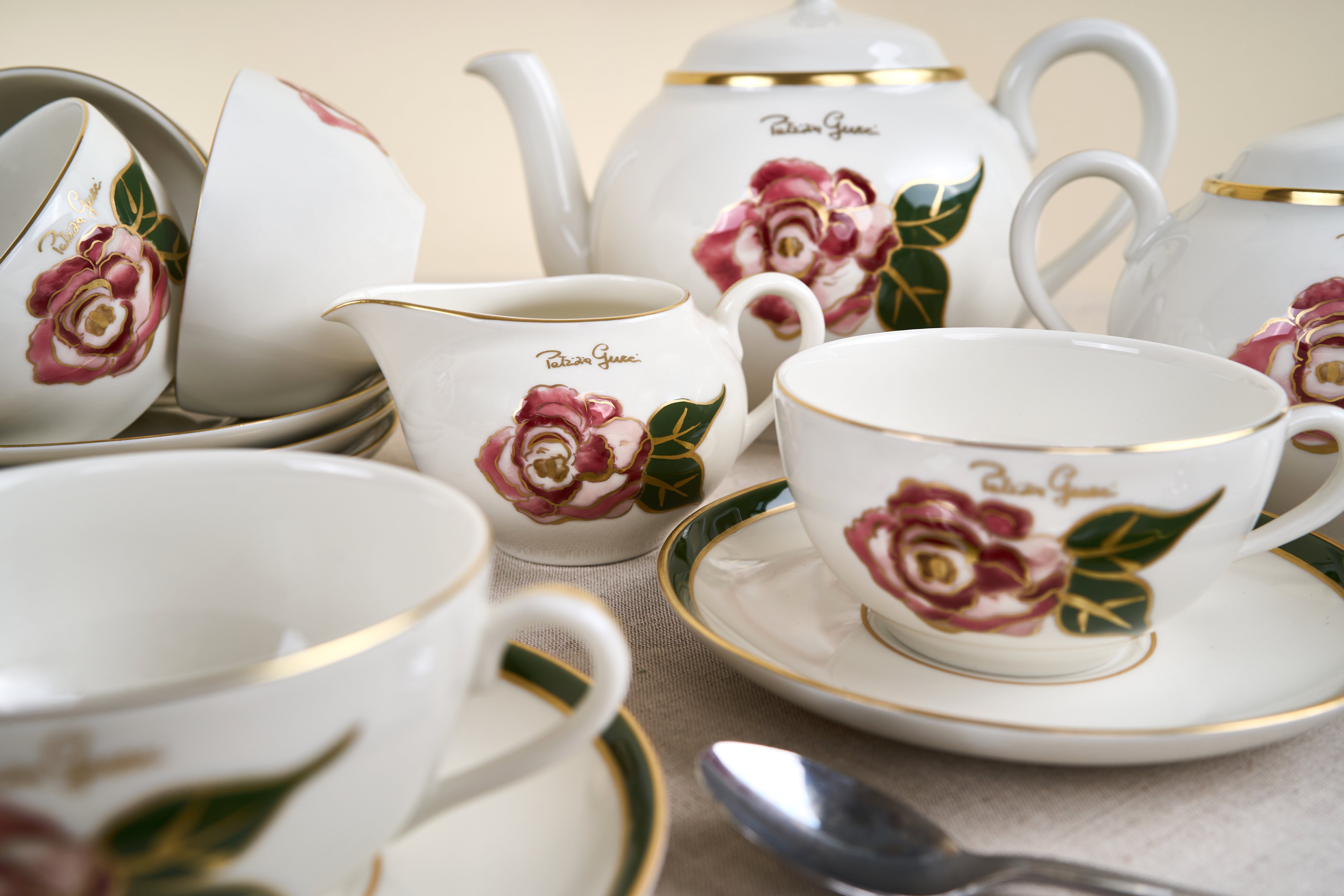 Rose by Patrizia Gucci – ZSOLNAY