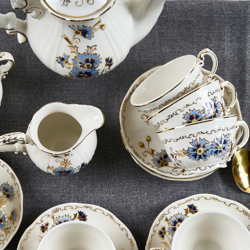 Zsolnay Buzavirag Cornflower Set