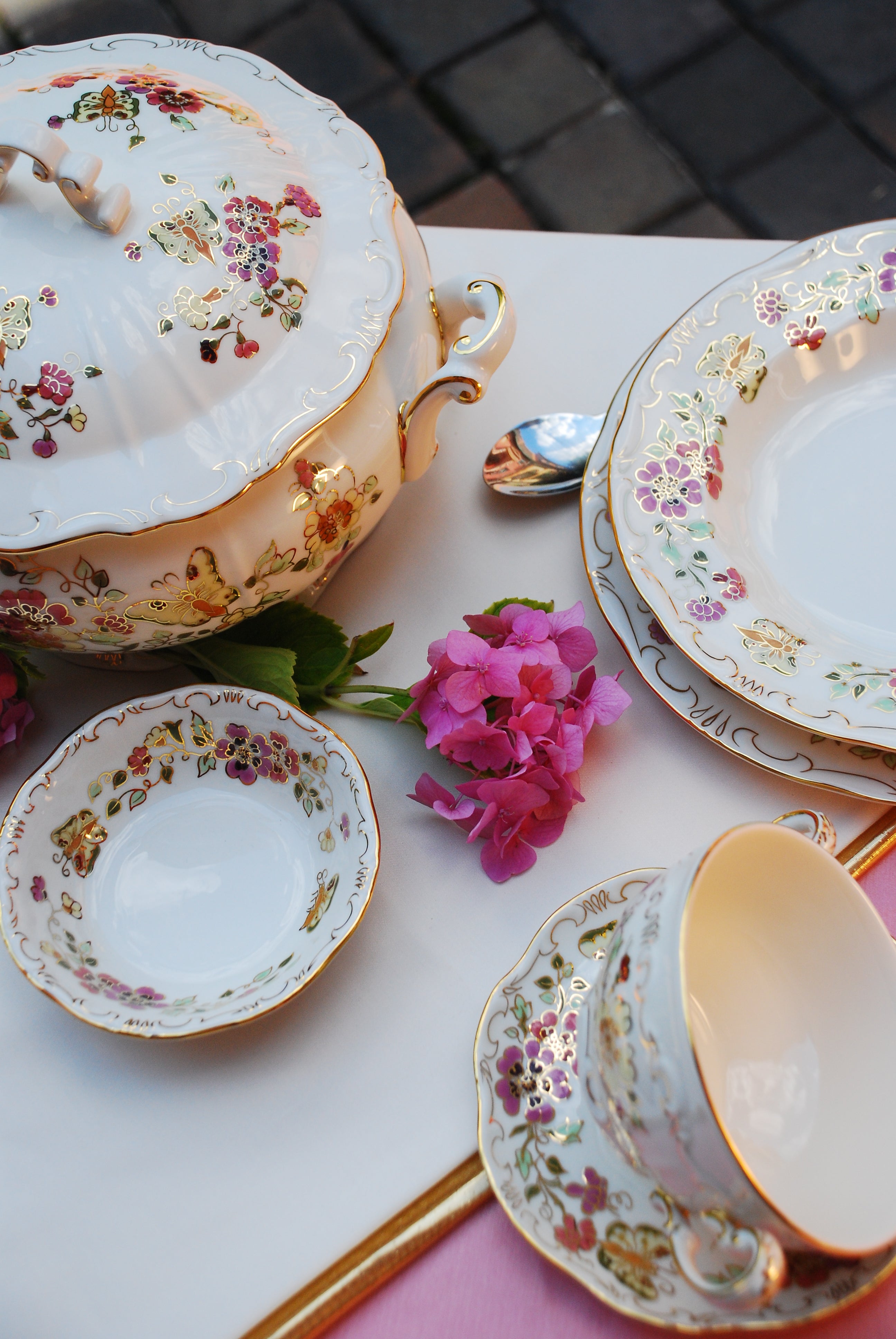 Butterfly Dinner Set 25 Pieces ZSOLNAY